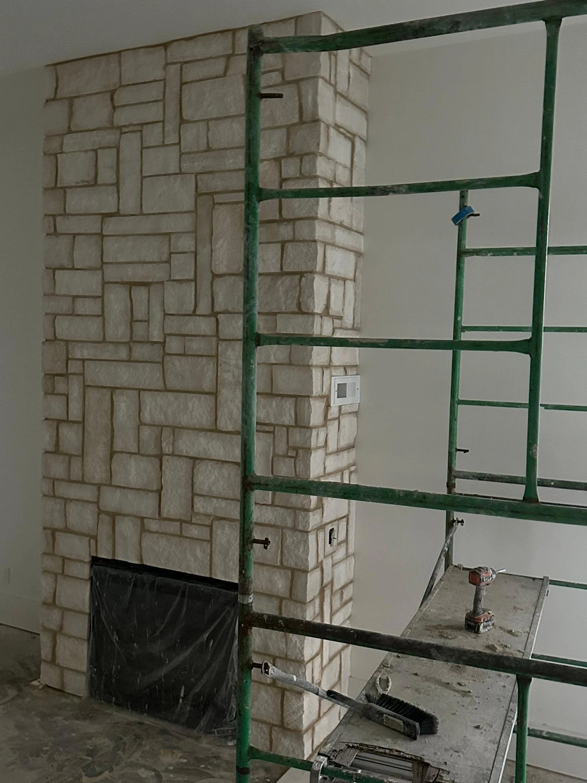 Noliv Construction bathroom remodeling, general renovations and construction, specializing in ceramic tile flooring.