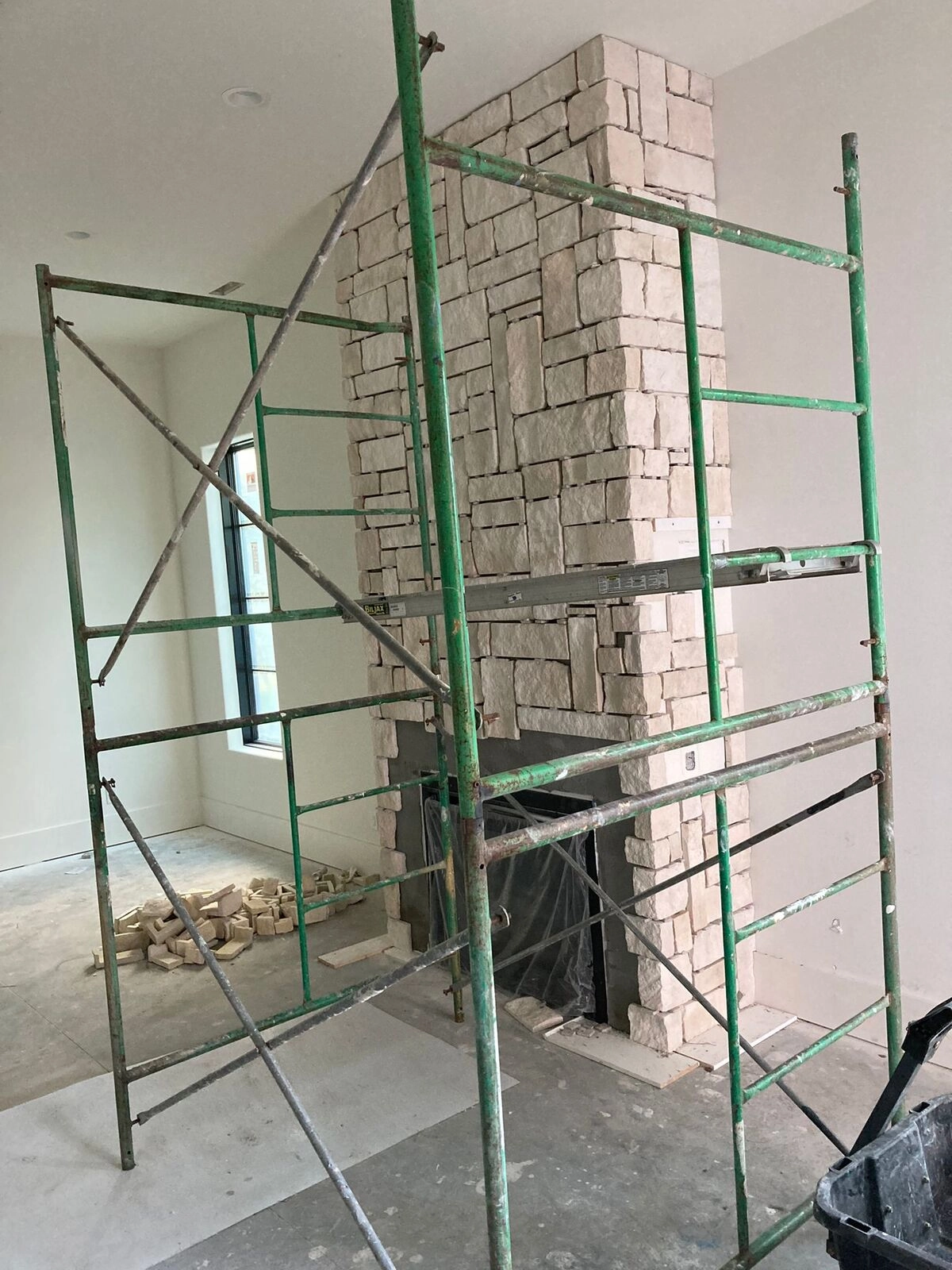 Noliv Construction bathroom remodeling, general renovations and construction, specializing in ceramic tile flooring.