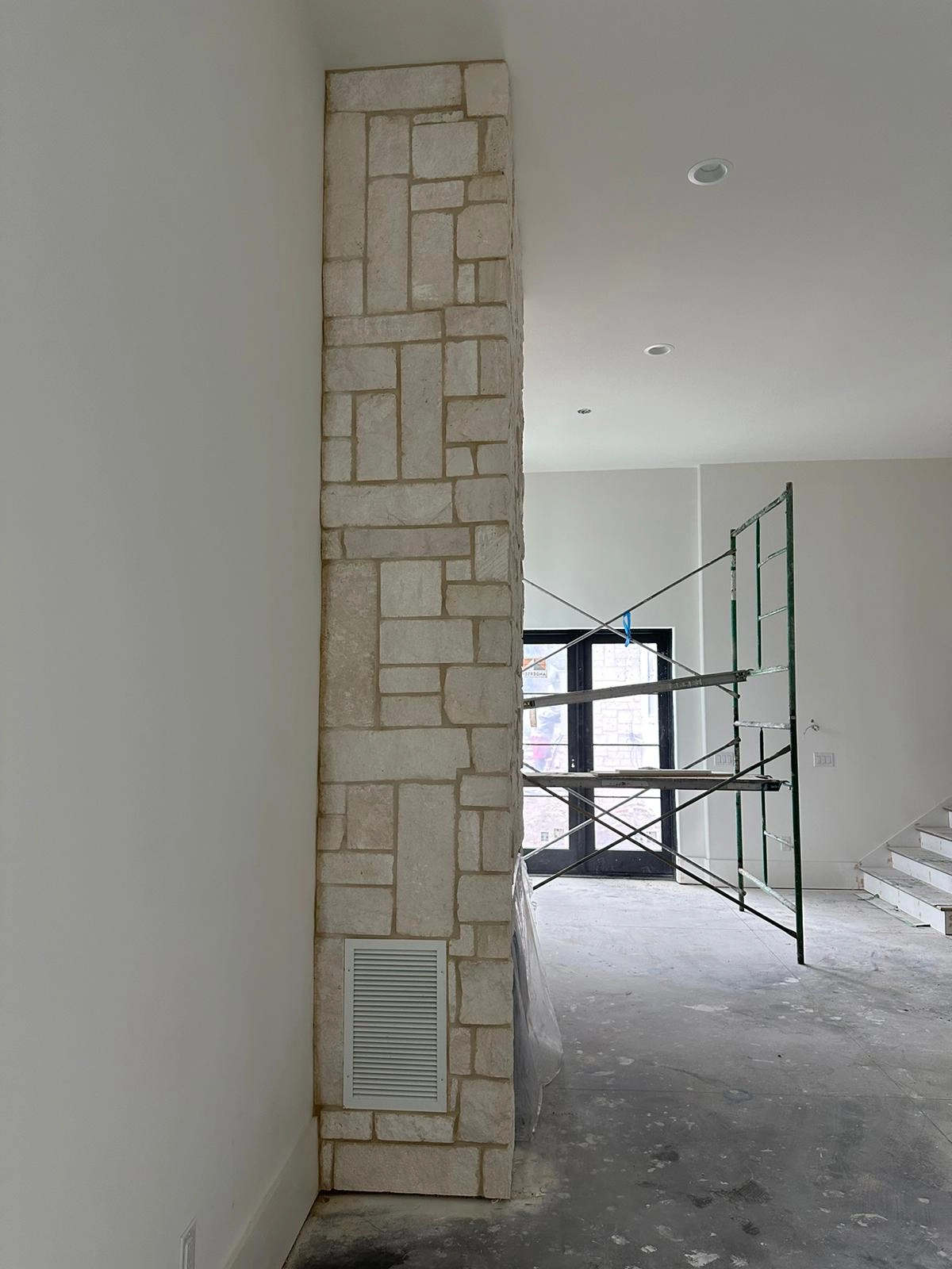 Noliv Construction bathroom remodeling, general renovations and construction, specializing in ceramic tile flooring.